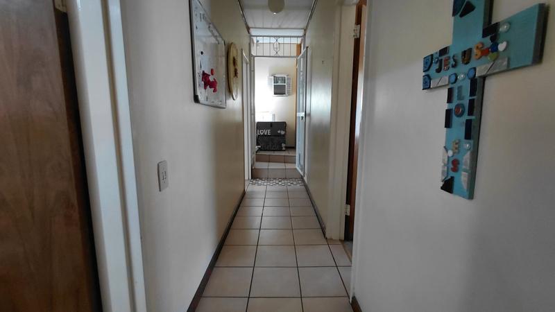 4 Bedroom Property for Sale in Pellissier Free State